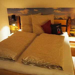 https://ferienwohnung-grntenpanorama-im-jgerwinkl.com-bavaria.com