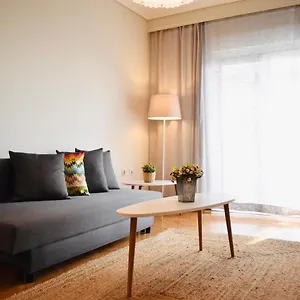 https://apt-vasilissis-olgas-sea-view.hotelschalkidiki.net