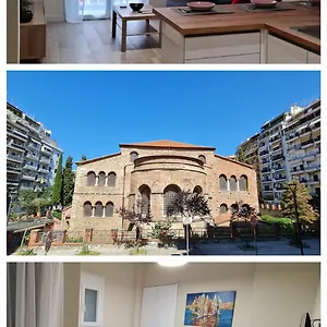 https://apt-kyana-luxury.hotelschalkidiki.net